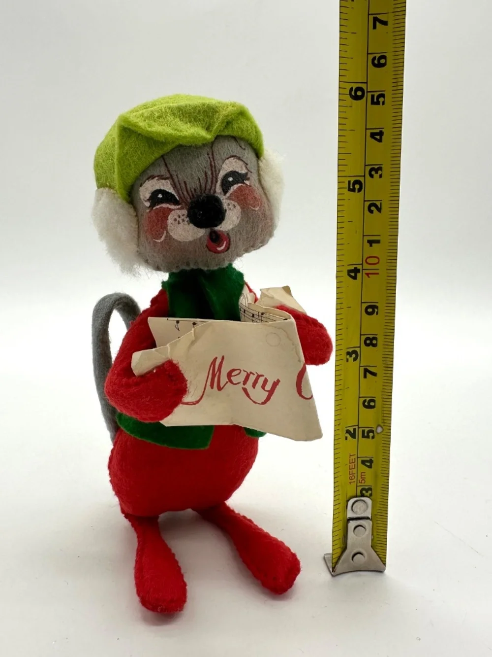 Vintage 1965 ANNALEE Doll MOUSE singing CHRISTMAS CAROLING Trapper Hat 6